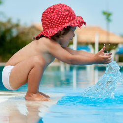 Calor + Família + Piscina = Melhores Momentos